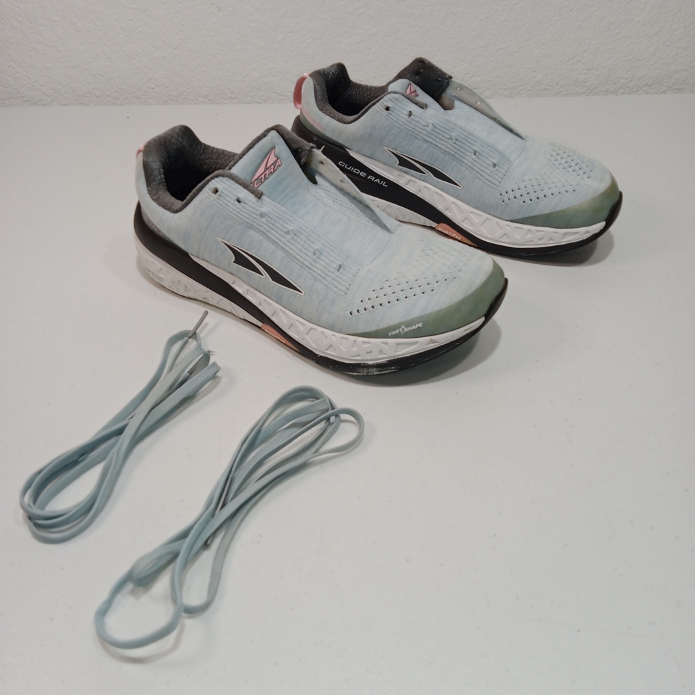 Women's Altra Paradigm Shoe Size 9.5